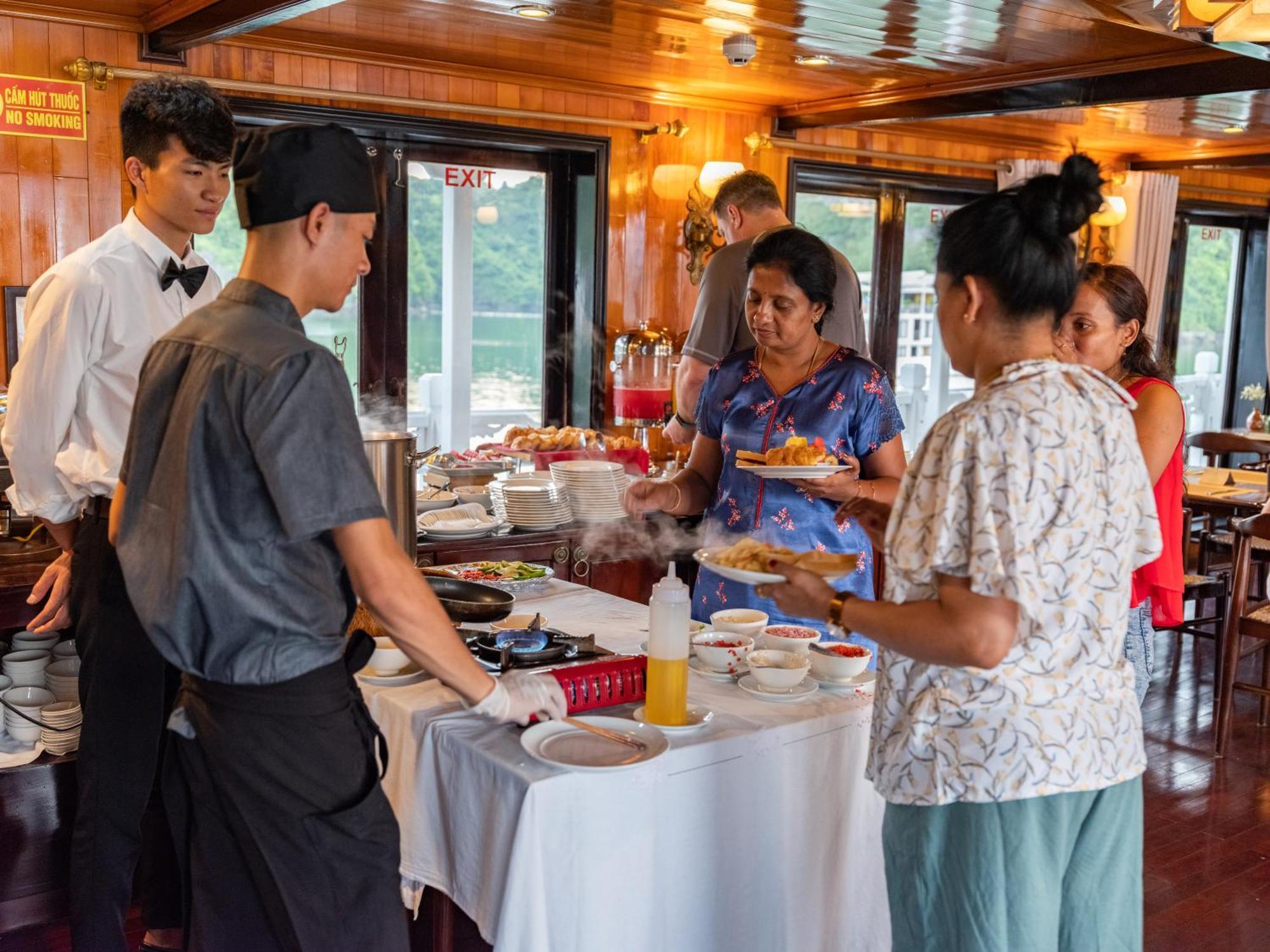 Hera Grand Luxury Cruise ハロン エクステリア 写真